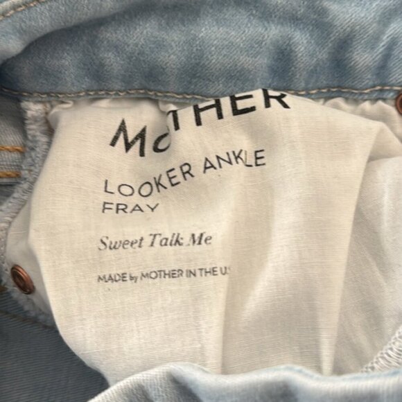 Mother 27 Light Wash Looker Ankle Fray Jeans - Picture 4 of 14